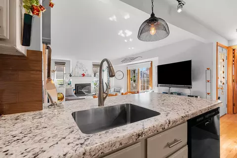 Kitchen - 1831 S Mayfair Dr, Appleton, WI 54914 photo 8 of 8
