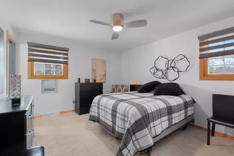 Bedroom - 1831 S Mayfair Dr, Appleton, WI 54914 photo 2 of 9