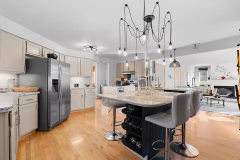 Kitchen - 1831 S Mayfair Dr, Appleton, WI 54914 photo 1 of 8