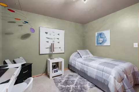 Bedroom - 1831 S Mayfair Dr, Appleton, WI 54914 photo 8 of 9