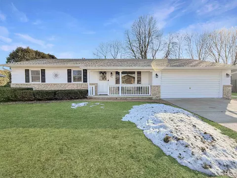 803 Viola Ave, Oshkosh, WI 54901