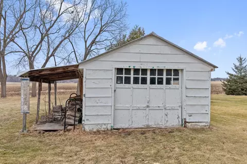 Exterior - w3866 County Road S, Appleton, WI 54913 photo 6 of 9