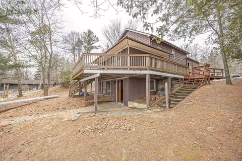 Exterior - 9849 White Lake Rd, Suring, WI 54174 photo 7 of 8