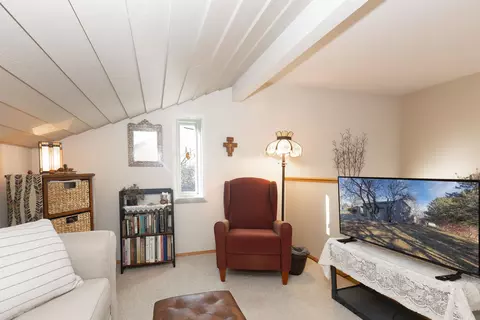 Living - 841 E Windfield Pl, Appleton, WI 54911 photo 4 of 4