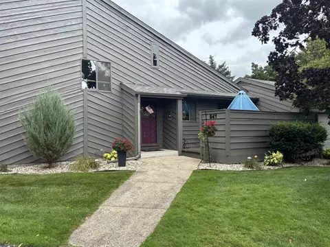 Exterior - 841 E Windfield Pl, Appleton, WI 54911 photo 8 of 16