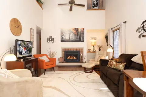Living - 841 E Windfield Pl, Appleton, WI 54911 photo 1 of 4