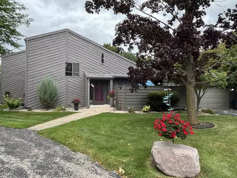 Exterior - 841 E Windfield Pl, Appleton, WI 54911 photo 14 of 16