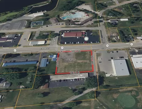 1110 E Main St, Omro, WI 54963