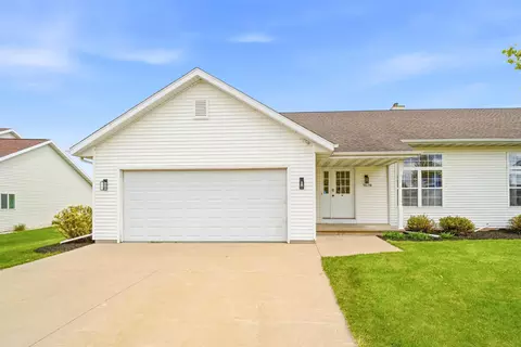 n9678 Hopfensperger Road, Appleton, WI 54915