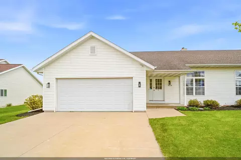 n9678 Hopfensperger Road, Appleton, WI 54915