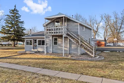 104 N 3rd Ave, Winneconne, WI 54986