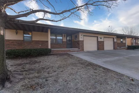 500 S Kensington Dr, Appleton, WI 54915