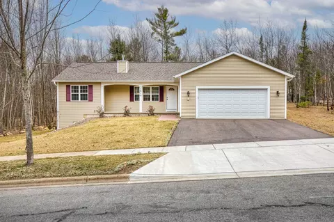 1910 Buckhorn Ave, Schofield, WI 54476
