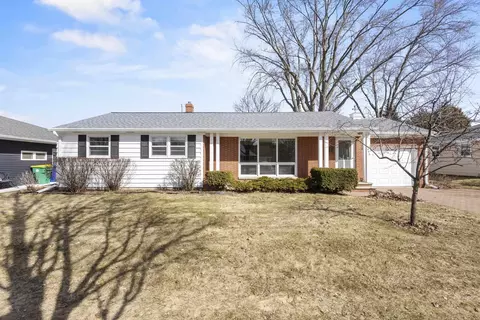 1492 Langlade Ave, Green Bay, WI 54304