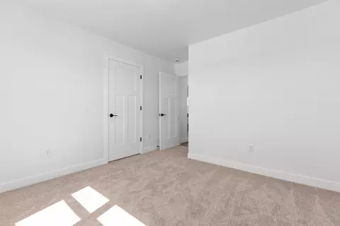 Bedroom - W5658 Tonys Way, Appleton, WI 54915 photo 4 of 7