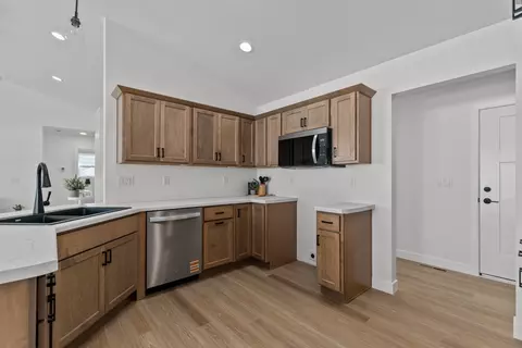 Kitchen - W5658 Tonys Way, Appleton, WI 54915 photo 5 of 5