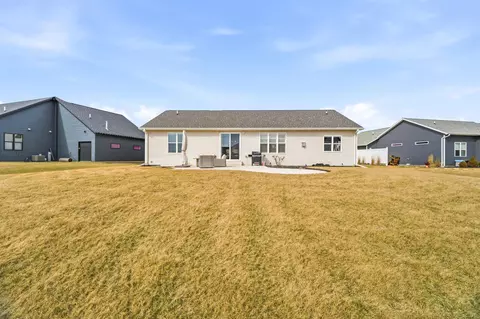 Exterior - 2875 E Turquoise Ln, Appleton, WI 54913 photo 3 of 7