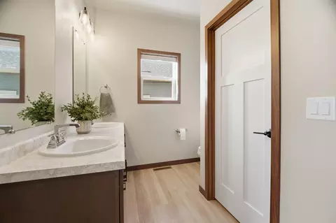 Bath - 2875 E Turquoise Ln, Appleton, WI 54913 photo 1 of 3