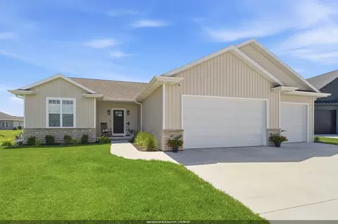 2875 E Turquoise Ln, Appleton, WI 54913