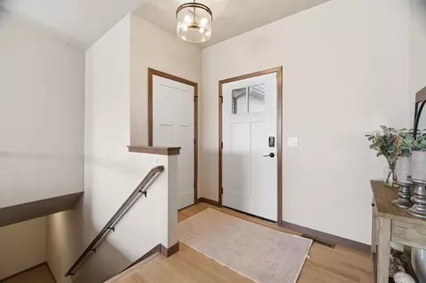 Entry Way - 2875 E Turquoise Ln, Appleton, WI 54913 photo 1 of 3