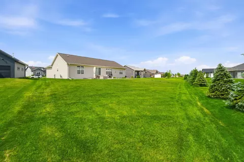 Exterior - 2875 E Turquoise Ln, Appleton, WI 54913 photo 5 of 5