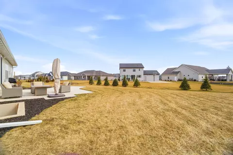 Exterior - 2875 E Turquoise Ln, Appleton, WI 54913 photo 7 of 7