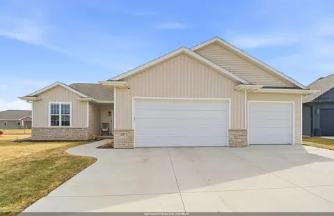 2875 E Turquoise Ln, Appleton, WI 54913