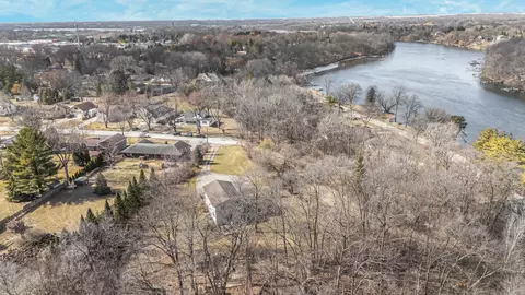 View/Area - 2190 Carleton Ave, Appleton, WI 54915 photo 18 of 23