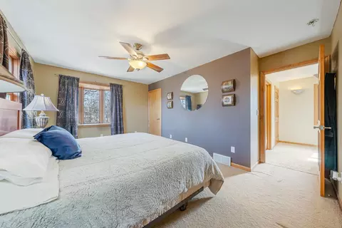 Bedroom - 2190 Carleton Ave, Appleton, WI 54915 photo 7 of 8