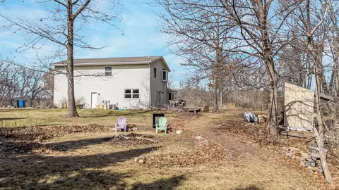 Exterior - 2190 Carleton Ave, Appleton, WI 54915 photo 5 of 13