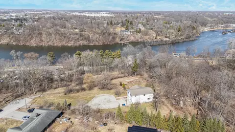 View/Area - 2190 Carleton Ave, Appleton, WI 54915 photo 11 of 23