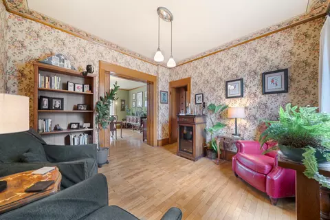 Living - 913 W 5th St, Appleton, WI 54914 photo 1 of 2