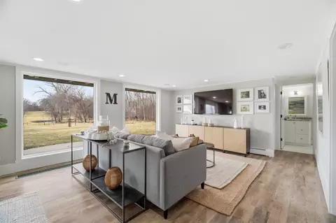 Living - 3667 W Quaker Ridge Ln, Appleton, WI 54914 photo 7 of 8