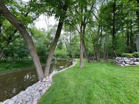 Exterior - 3667 W Quaker Ridge Ln, Appleton, WI 54914 photo 5 of 18