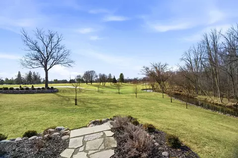 Exterior - 3667 W Quaker Ridge Ln, Appleton, WI 54914 photo 4 of 18