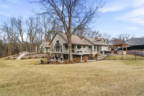 Exterior - 3667 W Quaker Ridge Ln, Appleton, WI 54914 photo 2 of 18