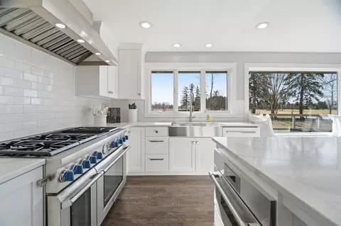 Kitchen - 3667 W Quaker Ridge Ln, Appleton, WI 54914 photo 11 of 12