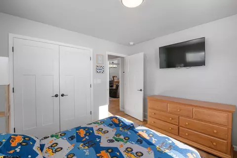 Bedroom - 2885 T Berg Cir, Abrams, WI 54101 photo 5 of 7