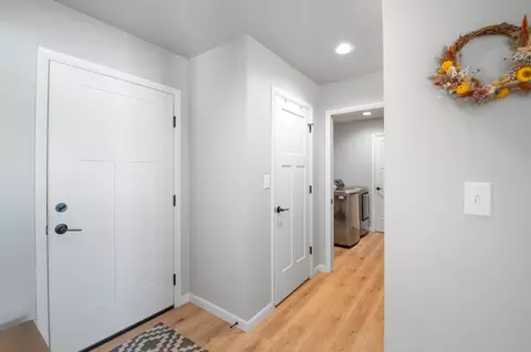 Entry Way - 2885 T Berg Cir, Abrams, WI 54101 photo 2 of 4