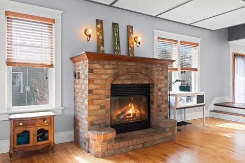 1525 N Clark St, Appleton, WI 54911 photo 3