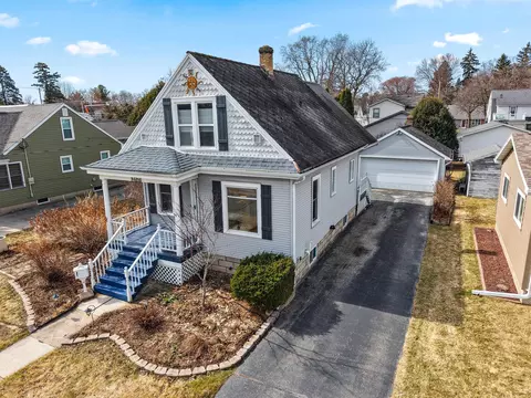 1525 N Clark St, Appleton, WI 54911