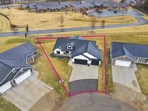View/Area - 2215 E Honeygold Ct, Appleton, WI 54913 photo 1 of 4