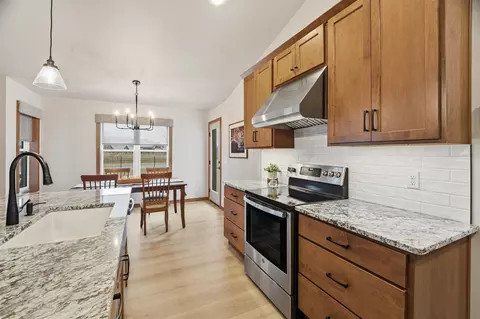Kitchen - 2215 E Honeygold Ct, Appleton, WI 54913 photo 3 of 4