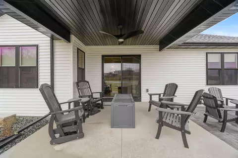Exterior - 2215 E Honeygold Ct, Appleton, WI 54913 photo 4 of 7