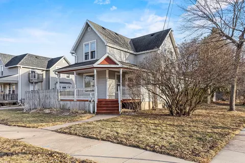 Exterior - 303 E Mckinley St, Appleton, WI 54915 photo 7 of 8