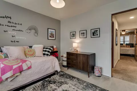 Bedroom - 30 Weatherstone Dr, Appleton, WI 54914 photo 10 of 10
