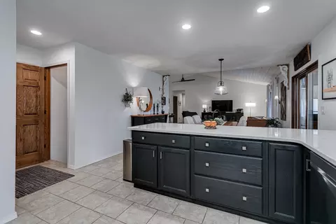 Kitchen - 30 Weatherstone Dr, Appleton, WI 54914 photo 4 of 4