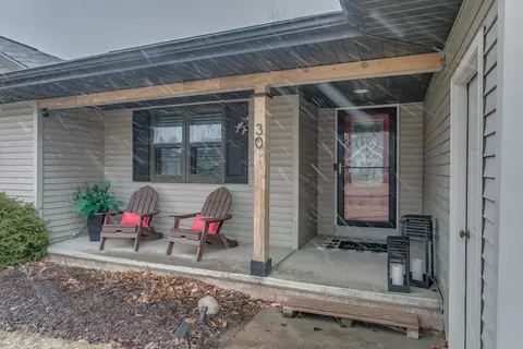Exterior - 30 Weatherstone Dr, Appleton, WI 54914 photo 2 of 14