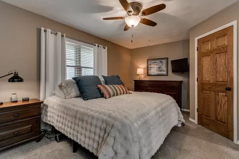 Bedroom - 30 Weatherstone Dr, Appleton, WI 54914 photo 1 of 10