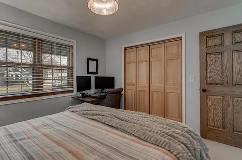 Bedroom - 30 Weatherstone Dr, Appleton, WI 54914 photo 6 of 10